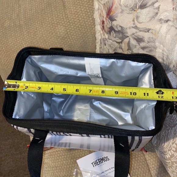 🤍🖤🤍NWT Thermos IsoTec Premium Insulated Lunch Duffel w/Reusable Ice Mat - Picture 11 of 16